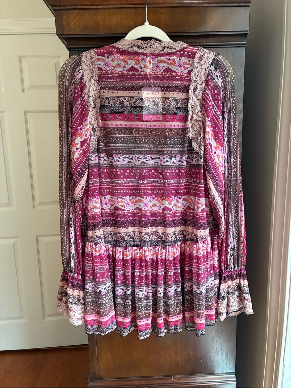 Free People Natalie Printed LS Tunic | NWT | Plum Combo Boho Lace Peplum Top - Picture 6 of 6